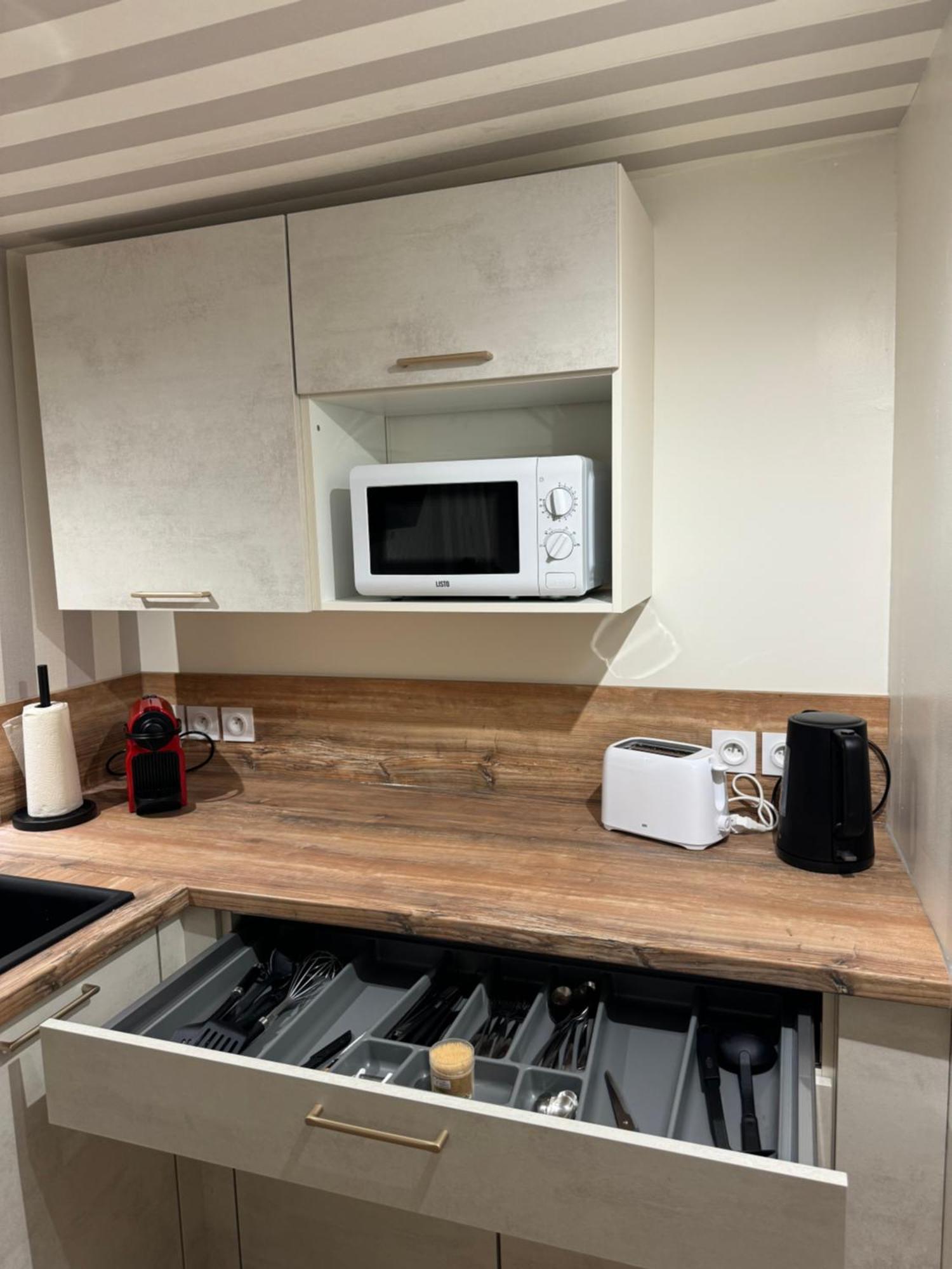 Nancy Blue Stan Apartment Ngoại thất bức ảnh
